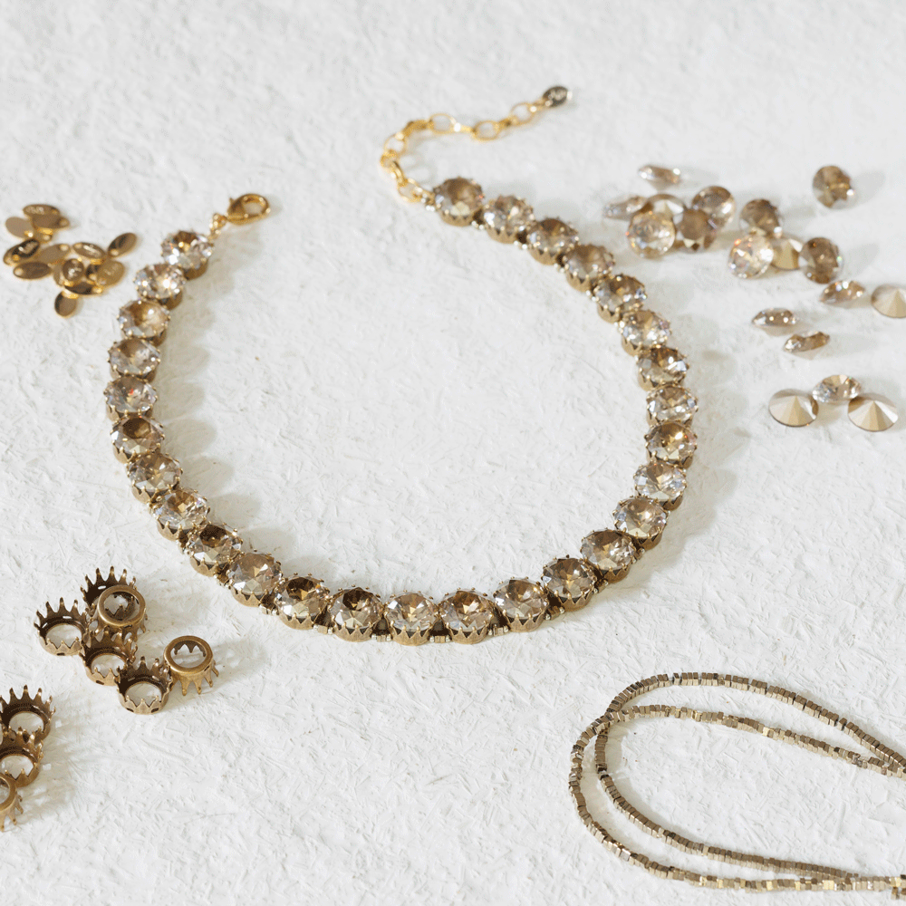 APOLLONIA golden honey necklace