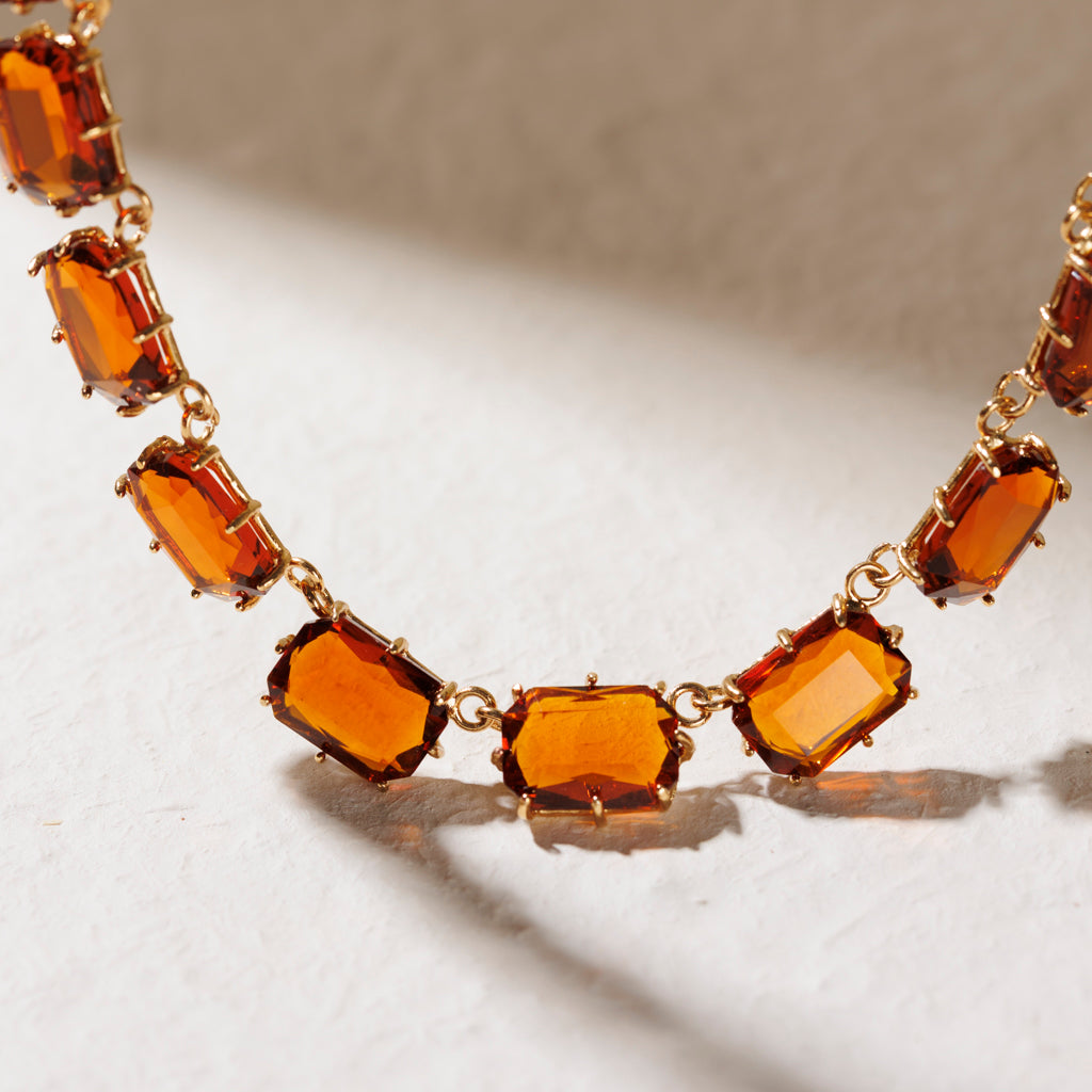 SAVINA caramel necklace