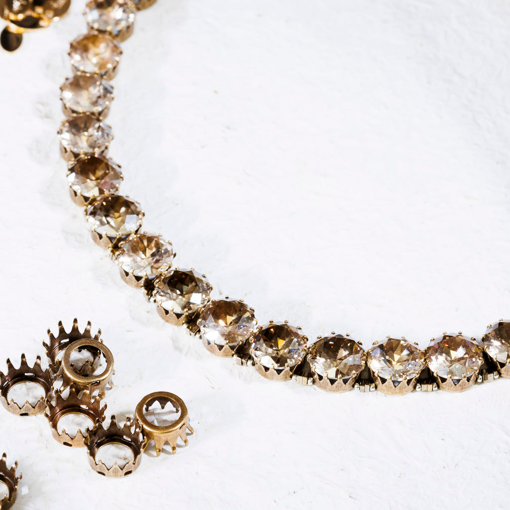 APOLLONIA golden honey necklace