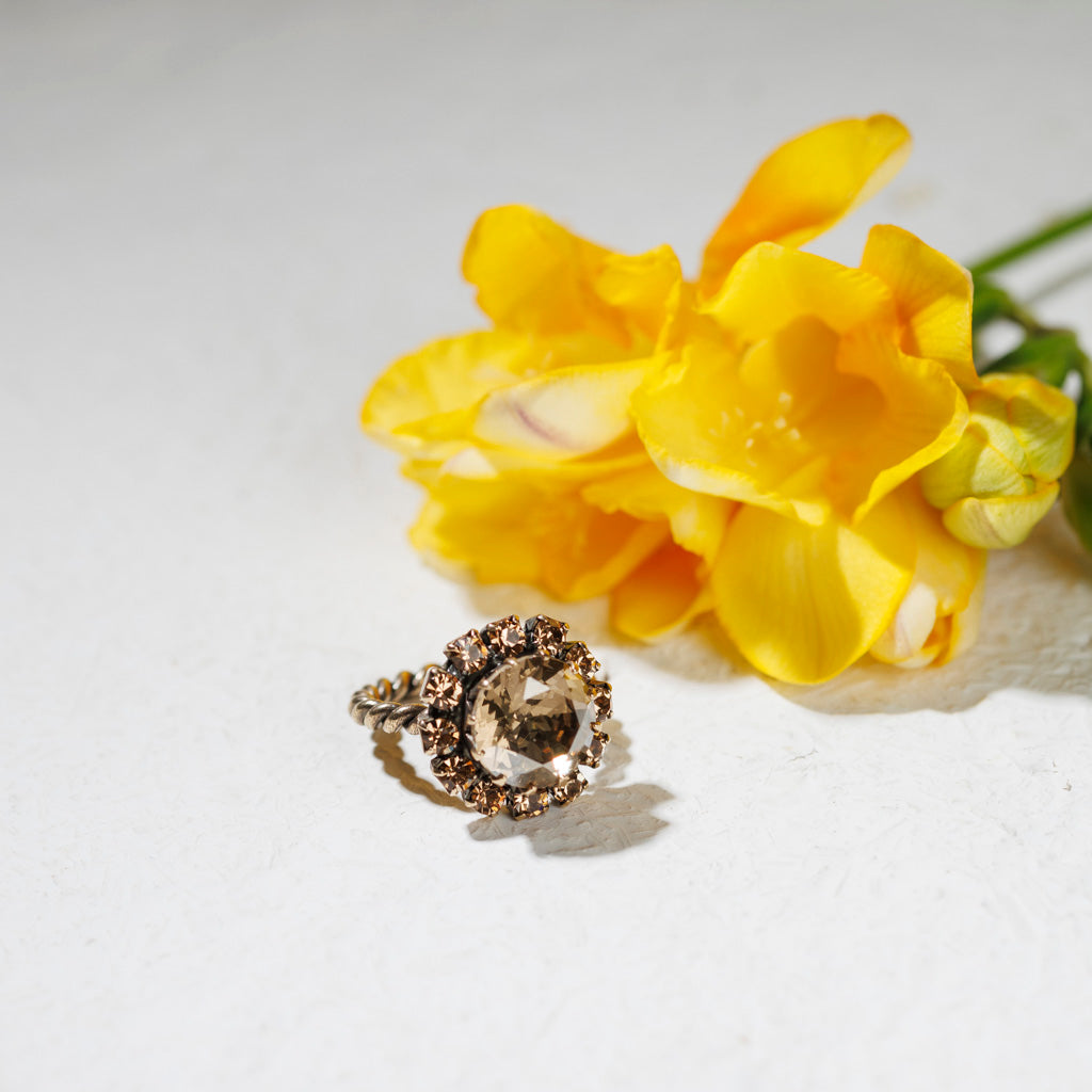 ASSENZIO golden honey ring