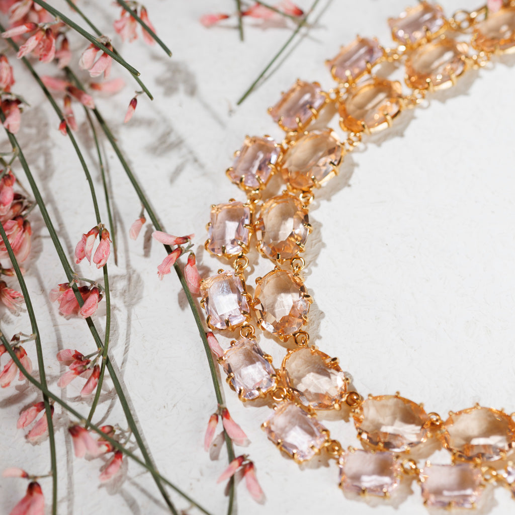 SAVINA powder pink necklace