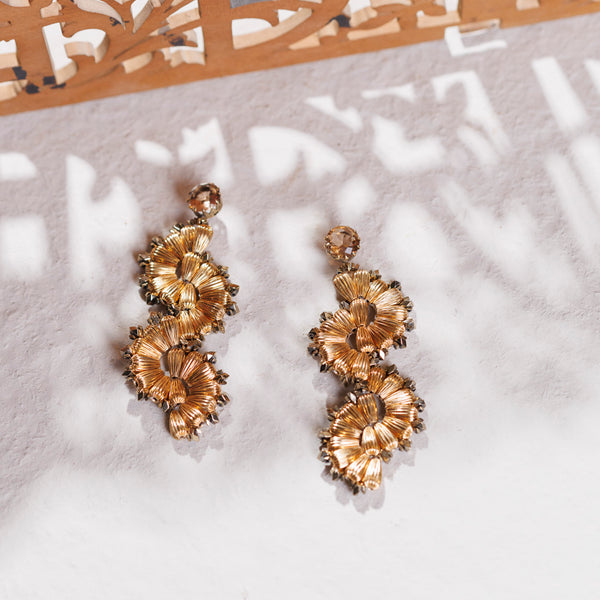 VENUS gold earrings