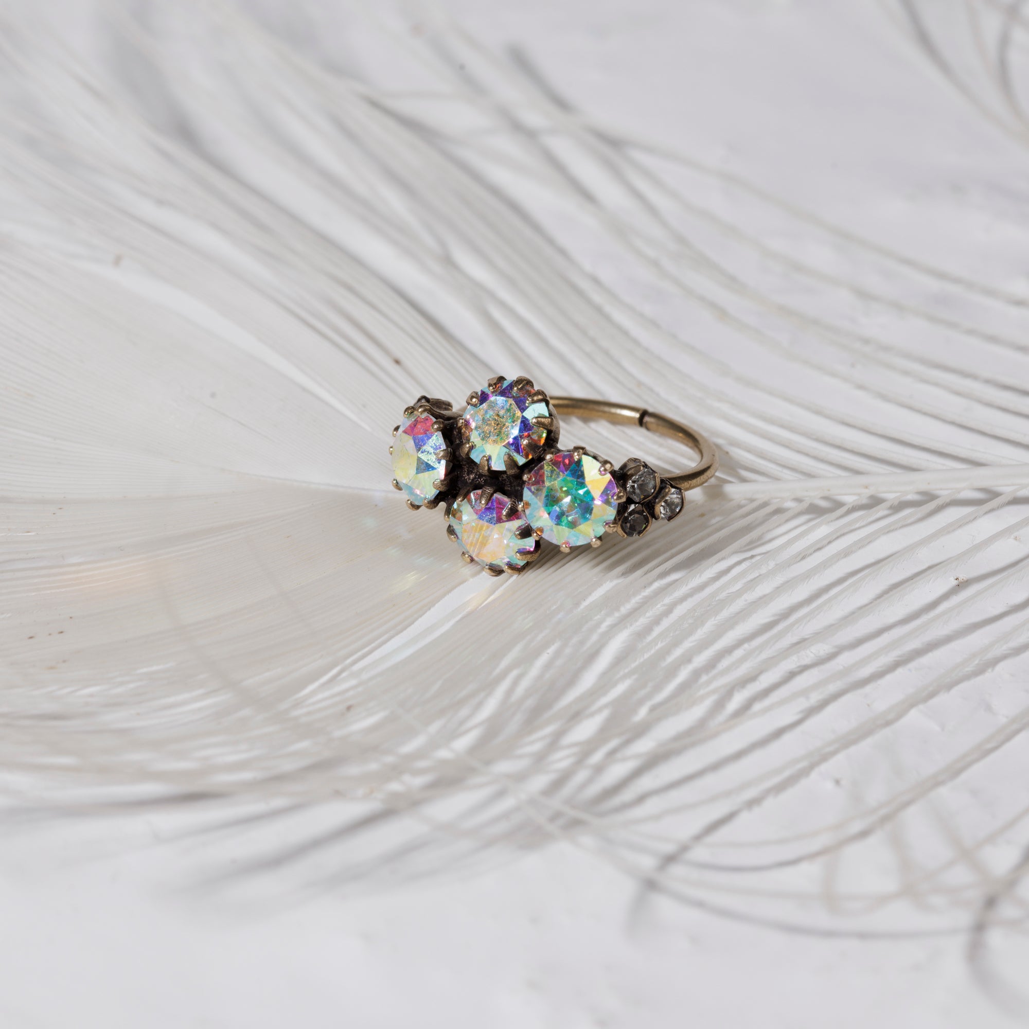 TULLE northern lights ring