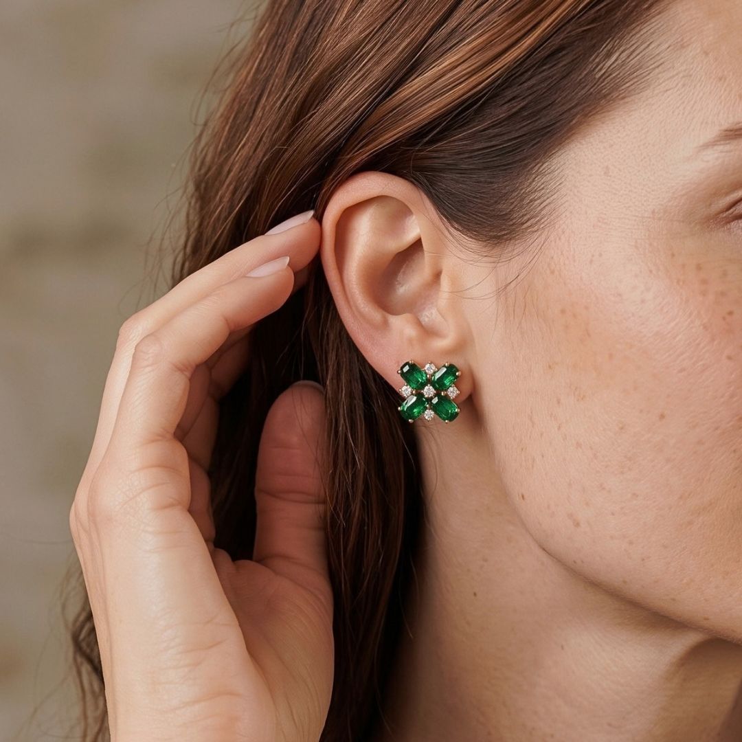 AGAPANTO emerald earrings