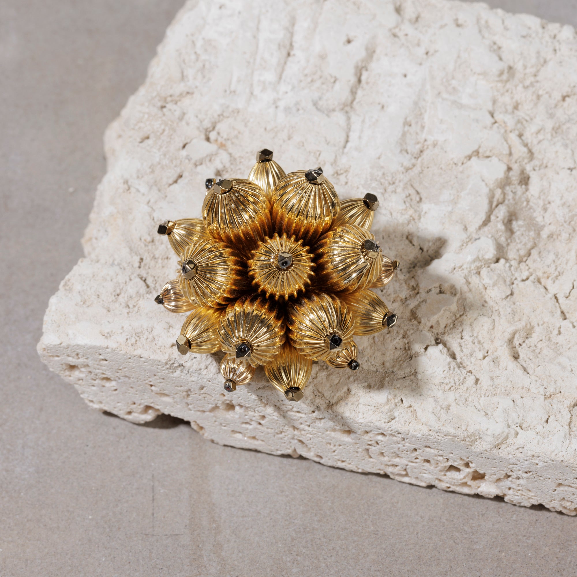 ACAPULCO gold brooch