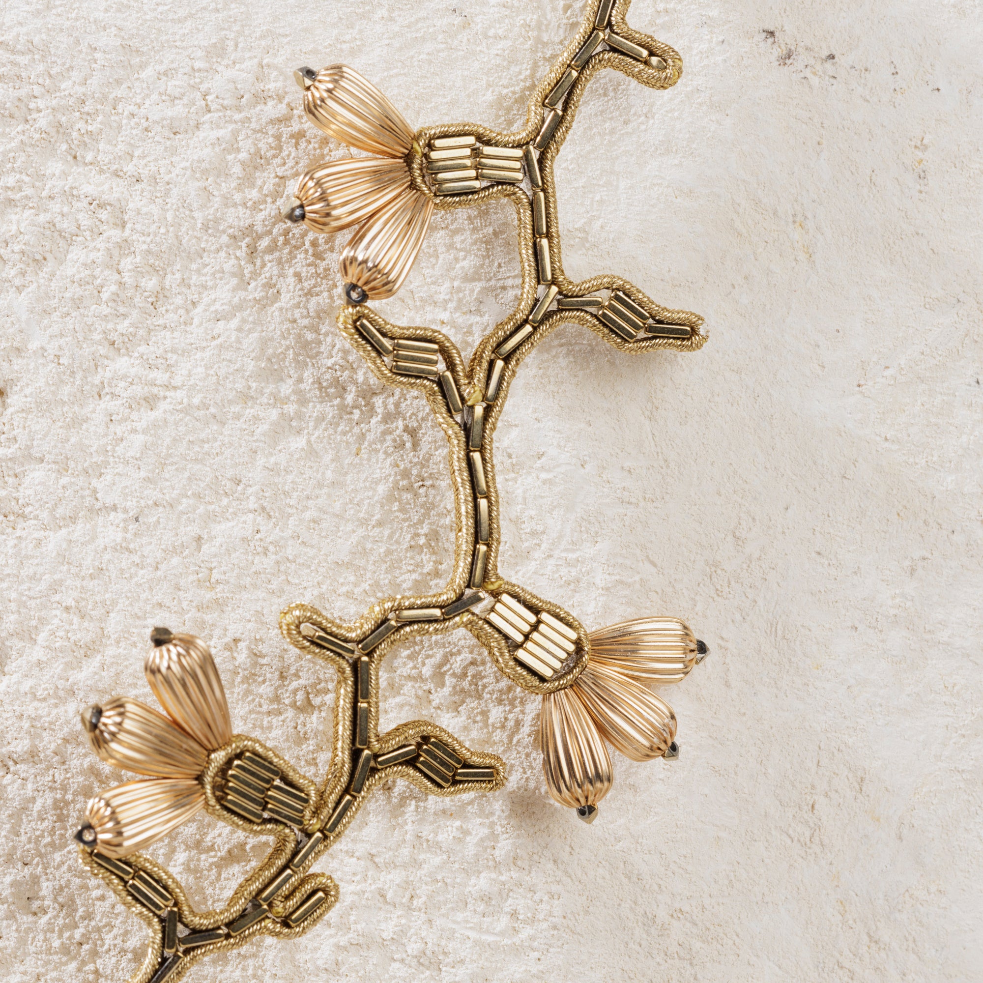 FLORA gold necklace