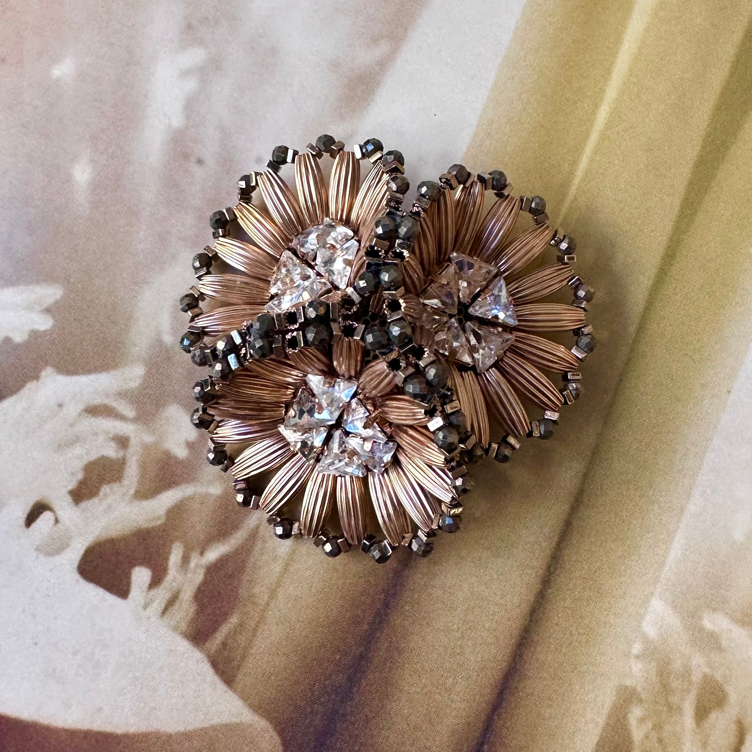 AZALEA gold brooch