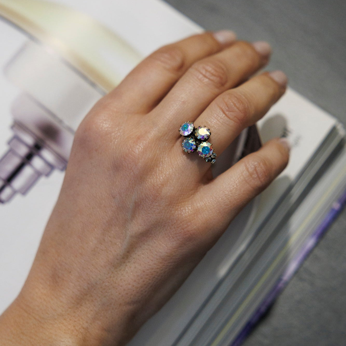 TULLE northern lights ring