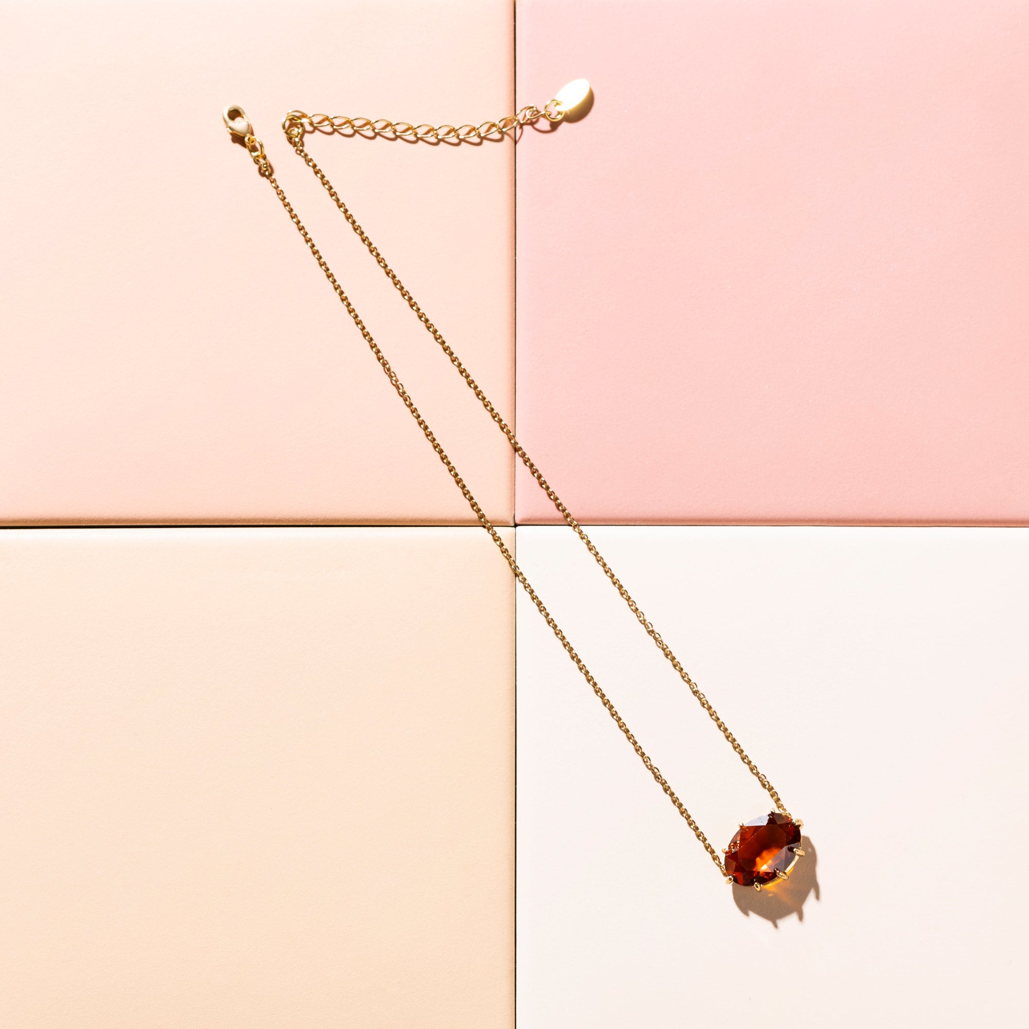 OTTAVIA caramel necklace