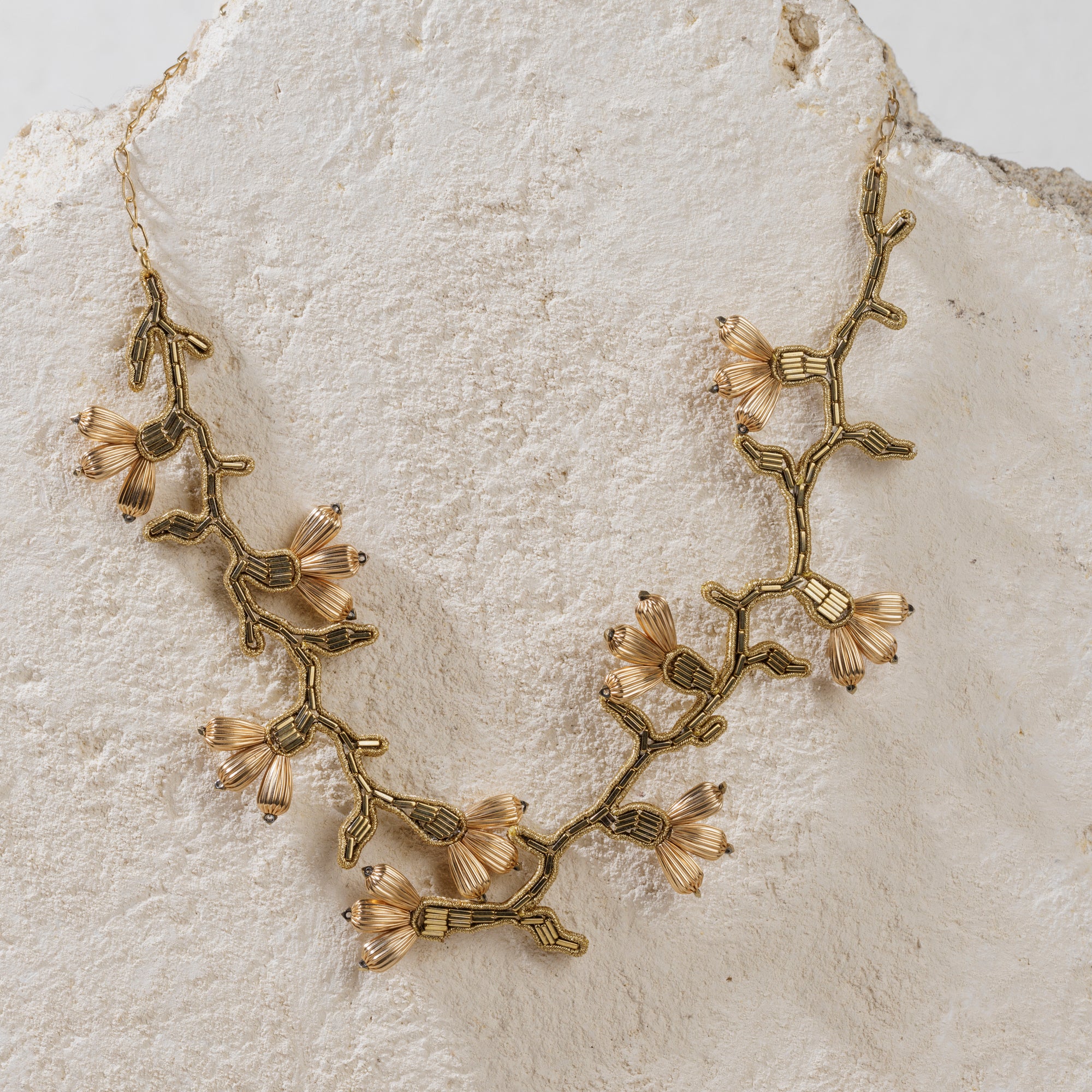 FLORA gold necklace