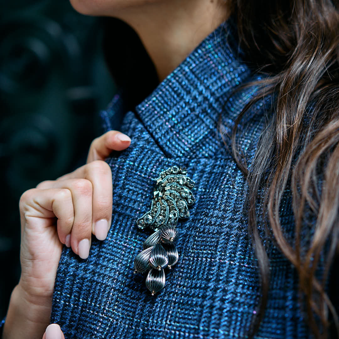 OLIMPIA ruthenium pin