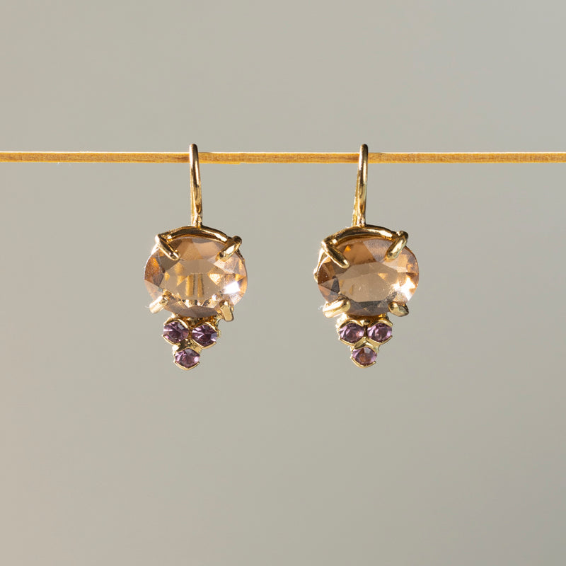 Mauve amber earrings