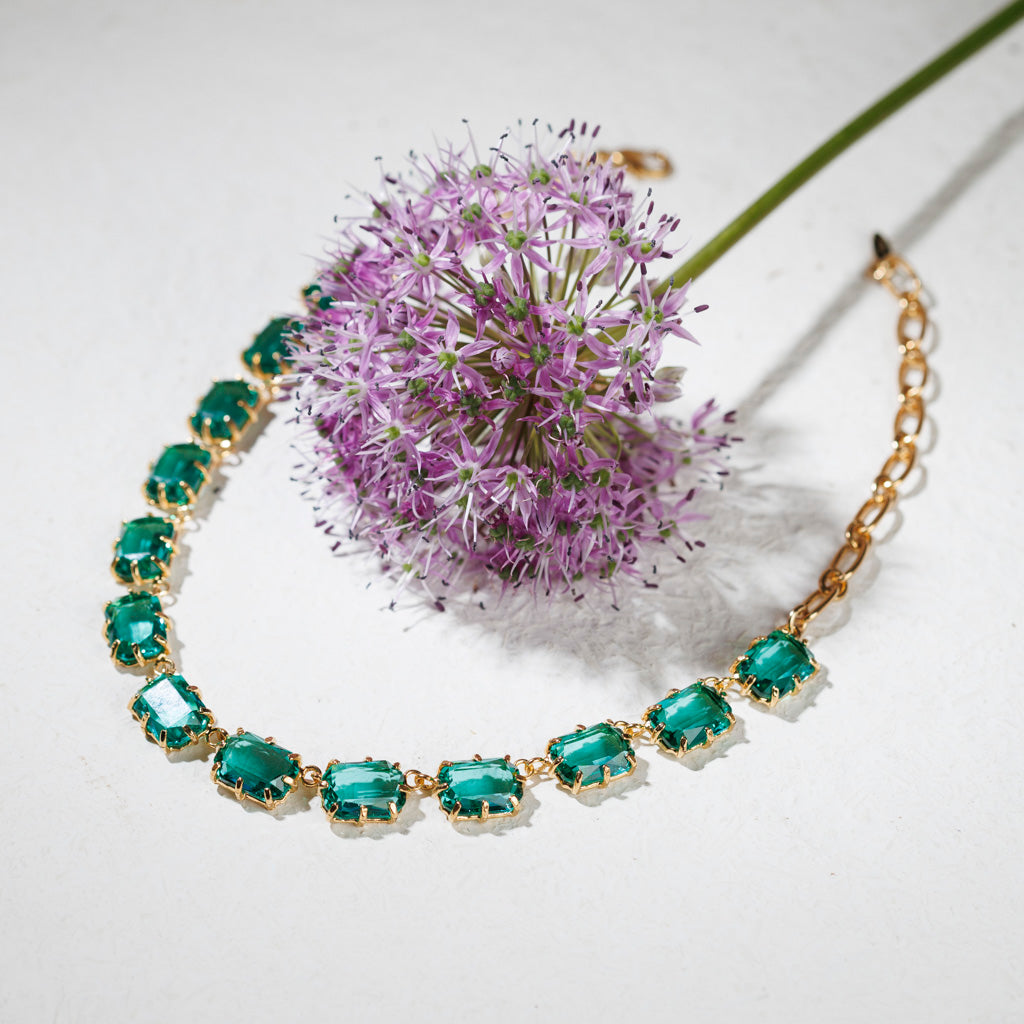 SAVINA oil necklace
