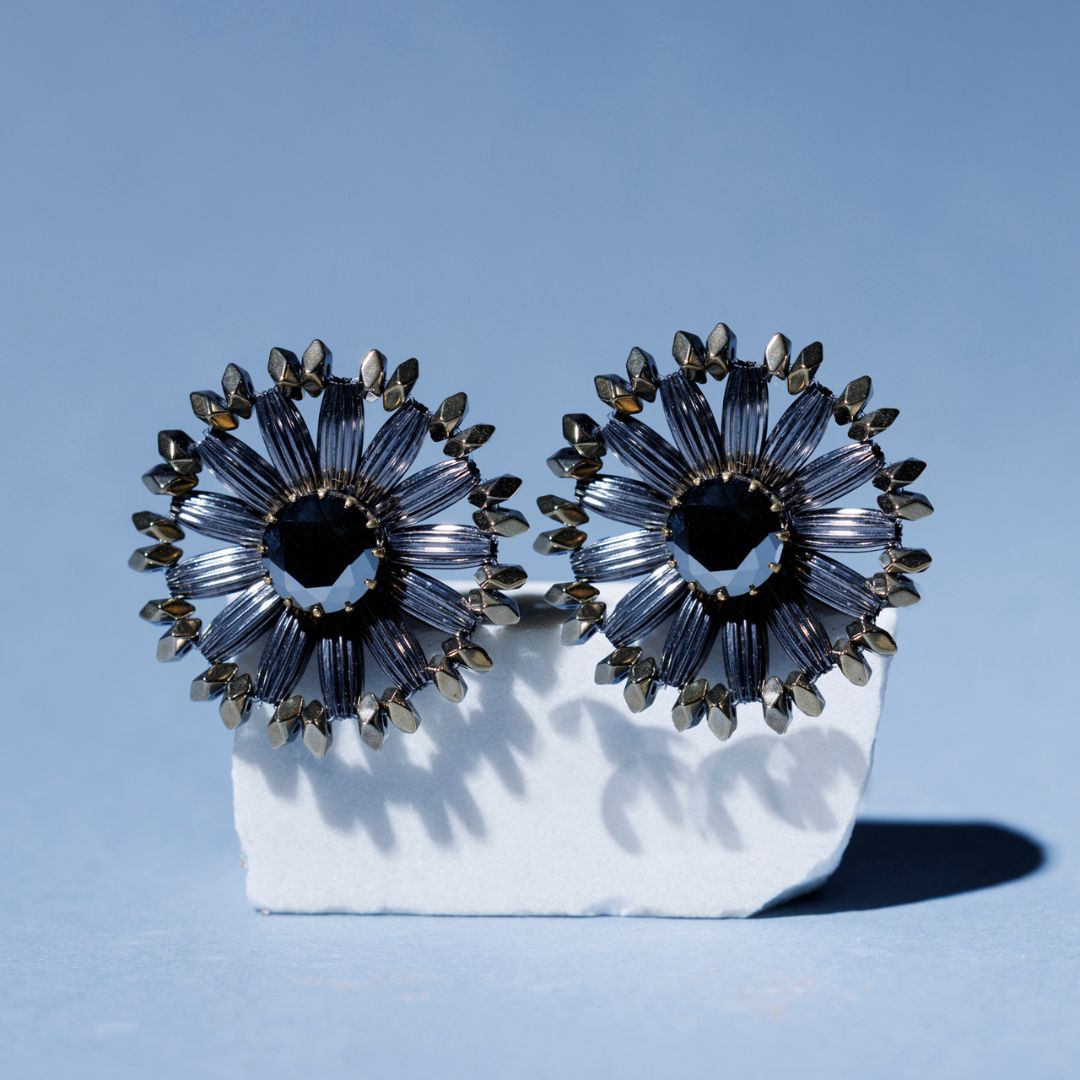 DAISIES earrings Ruthenium