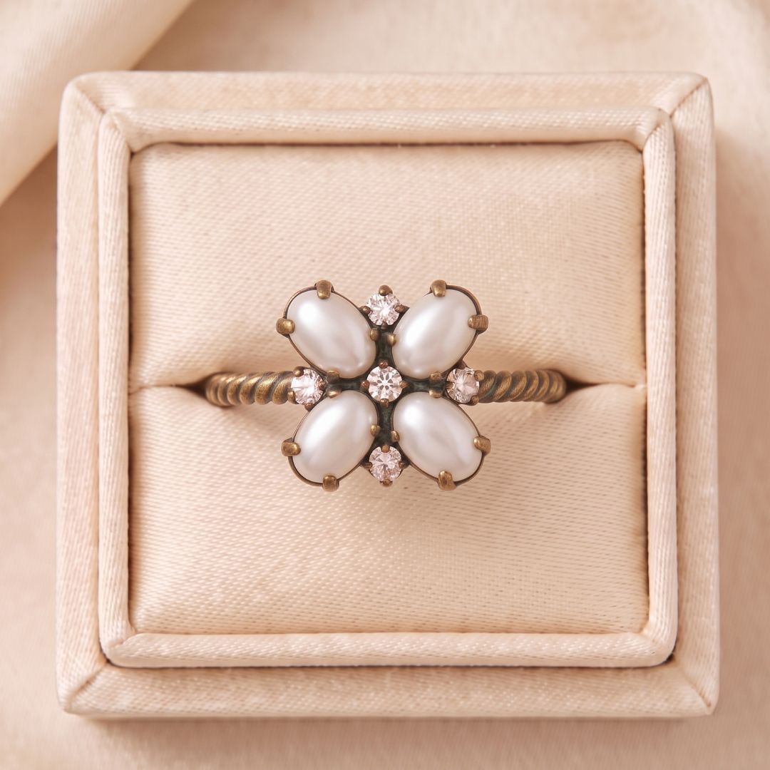 AGAPANTO anello PERLA